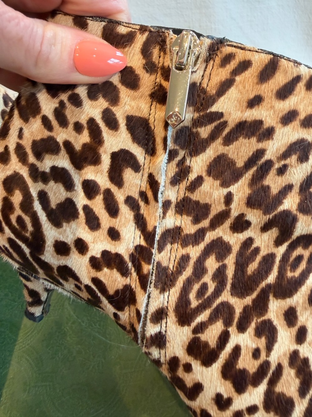 Sam Edelman Kinsey Leopard-Print Calf Skin Kitten Heel Ankle Boots - Picture 6 of 10
